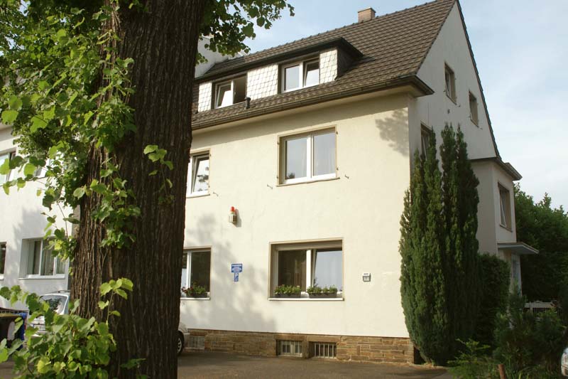 A & S Ferienwohnungen in Bonn - Roonstr. 7 - Bild 01